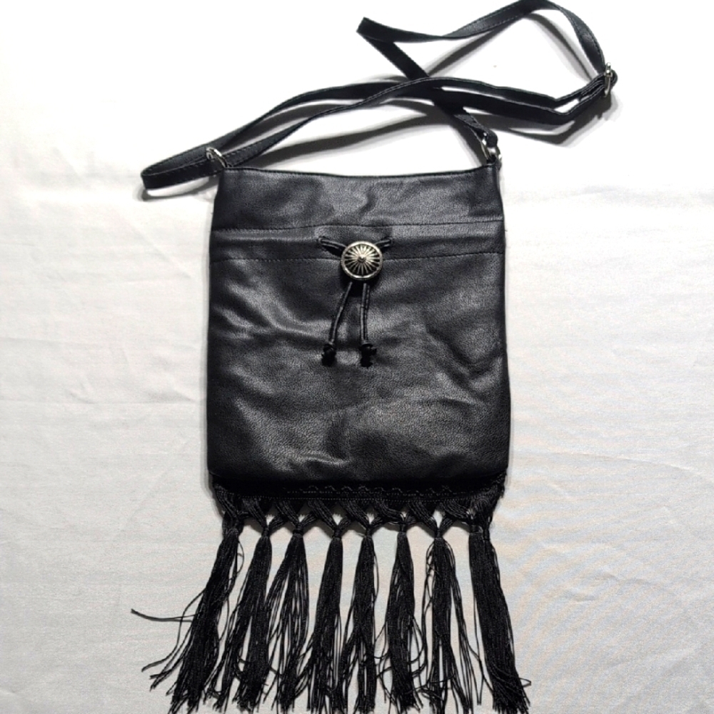 T-shirt & Jeans Elegant Black Fringe Crossbody Bag